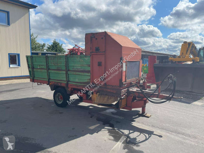 Distribution de fourrage   SVW2RO neuer Boden