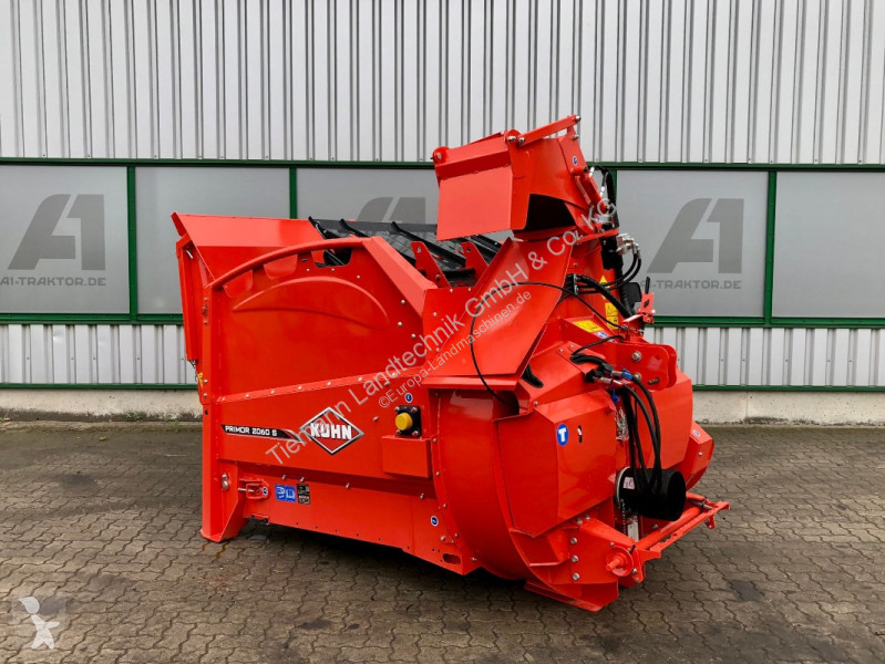 Distribution de fourrage Kuhn  PRIMOR 2060 S