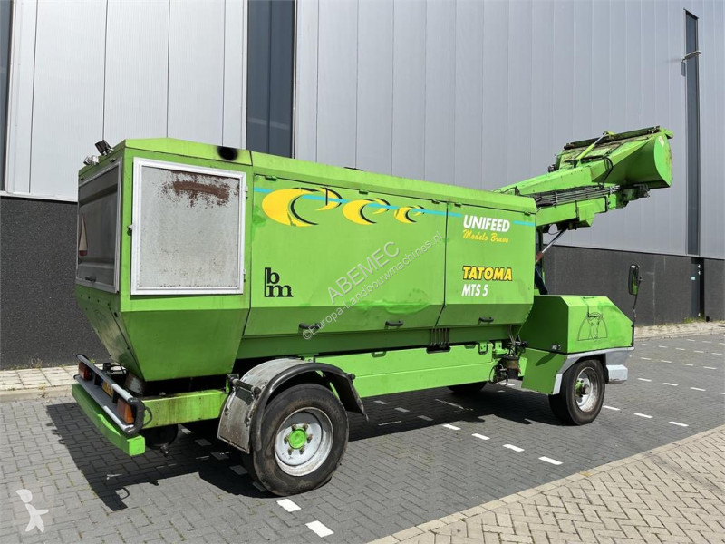 Foderdistribution Tatoma MTS 5 zelfrijdende...