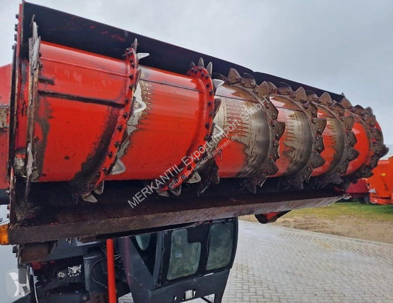Foderdistribution Kuhn  SPV 12 POWER