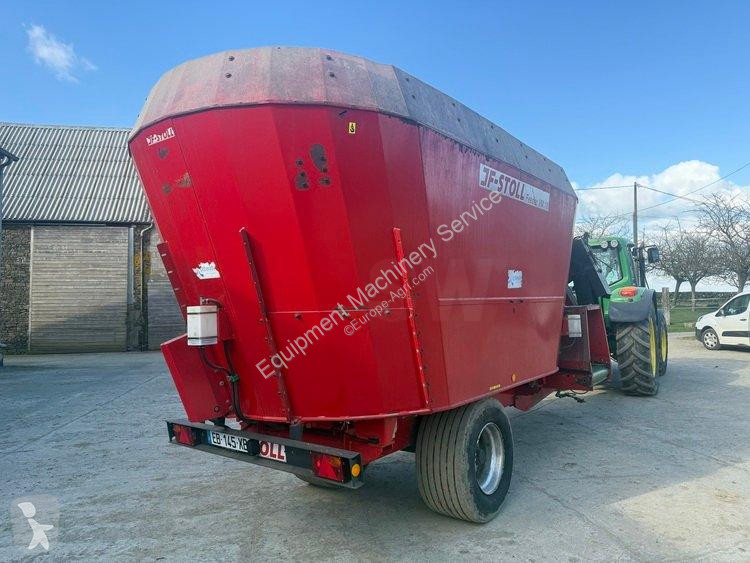 Distribution de fourrage JF  FEEDER VM 18