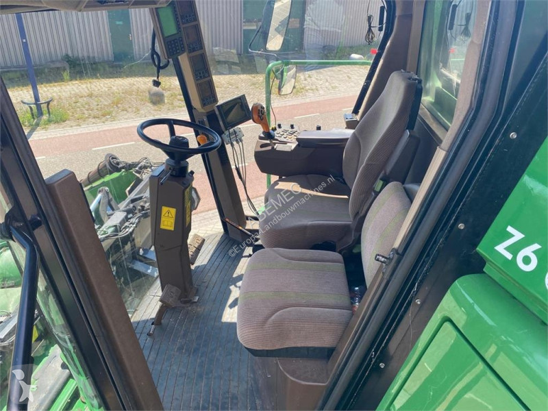 Foderdistribution John Deere 9880 STS combine