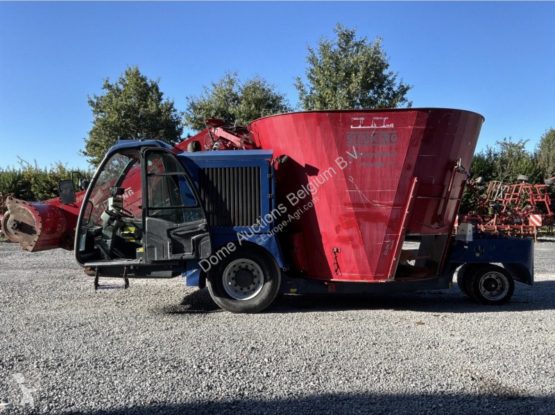 Distribution de fourrage Siloking Selfline 15