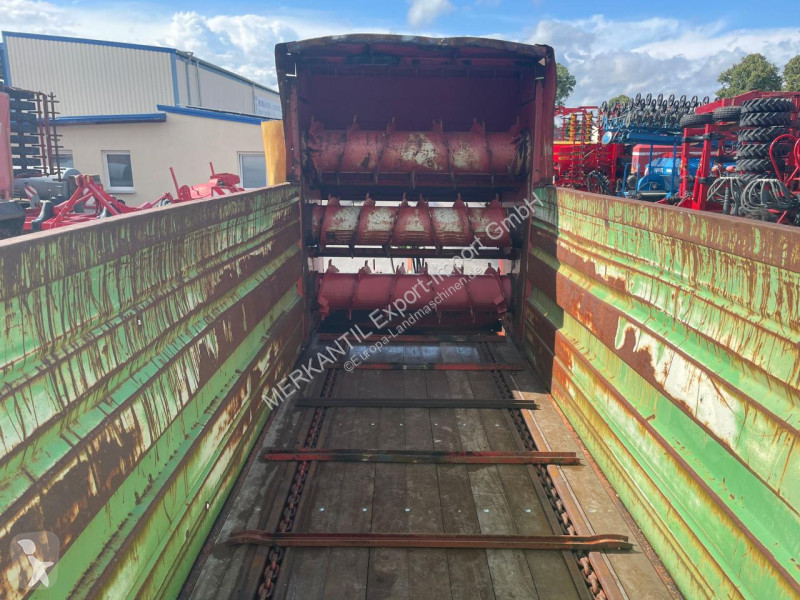 Distribution de fourrage   SVW2RO neuer Boden