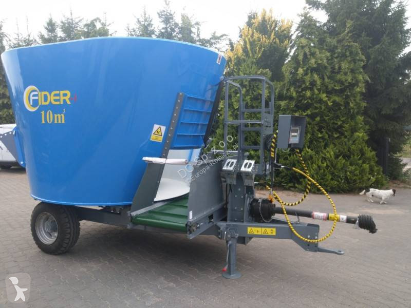 Distribution de fourrage Zago Futtermischwagen...