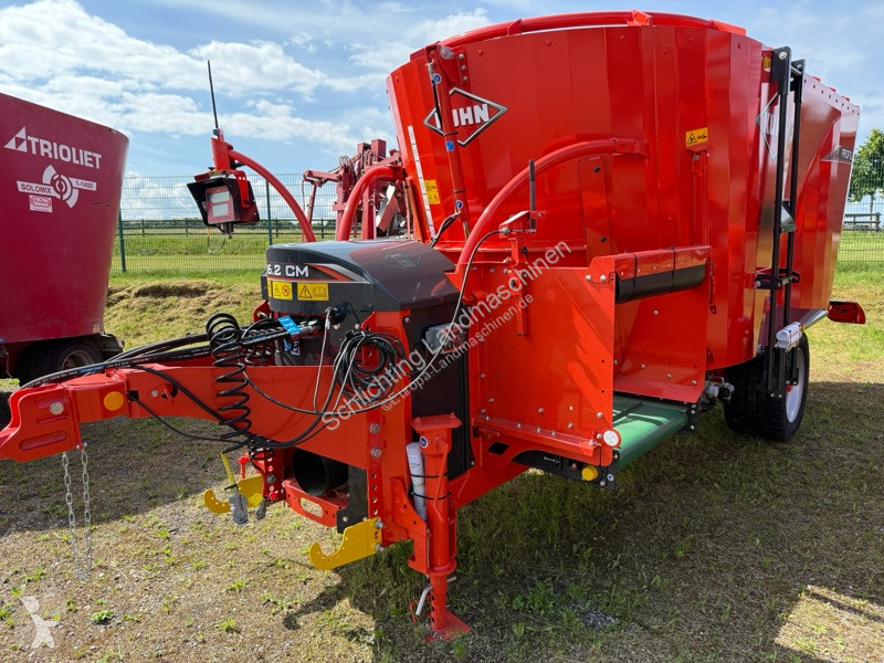 Distribution de fourrage Kuhn Profile 16.2