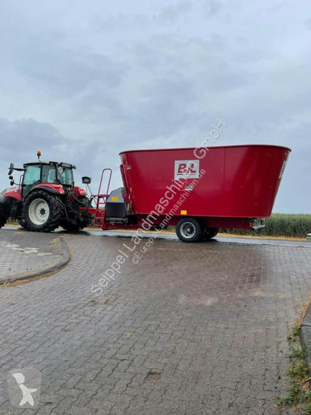 Foderdistribution   V-MIX 17N 2S
