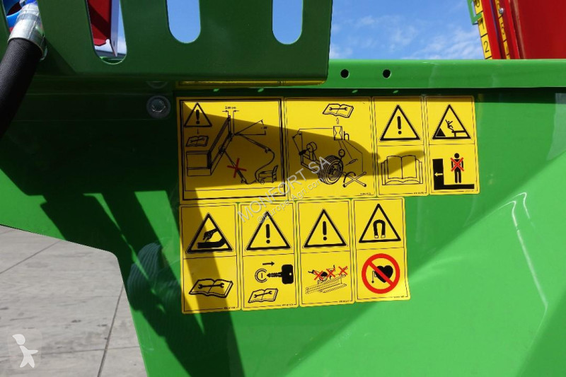 Distribution de fourrage Strautmann  Verti-Mix...
