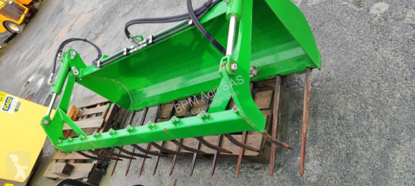 John Deere equipments