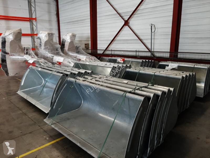 Équipements Fliegl Godet galvanisé standard