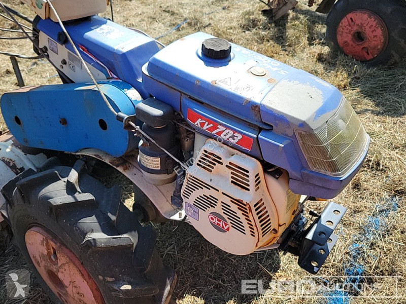 Máquinas  KV703