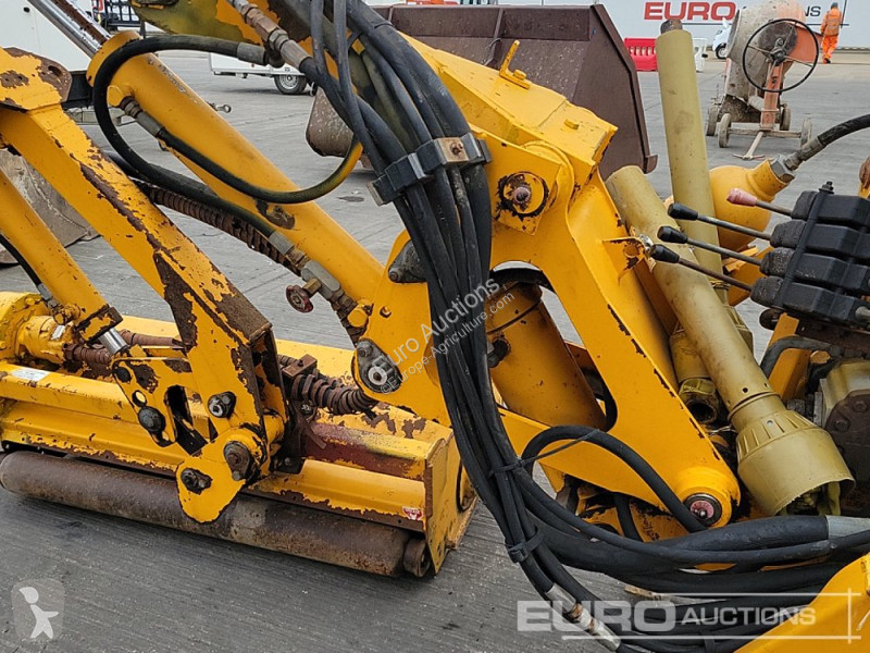 Attrezzature  B528T