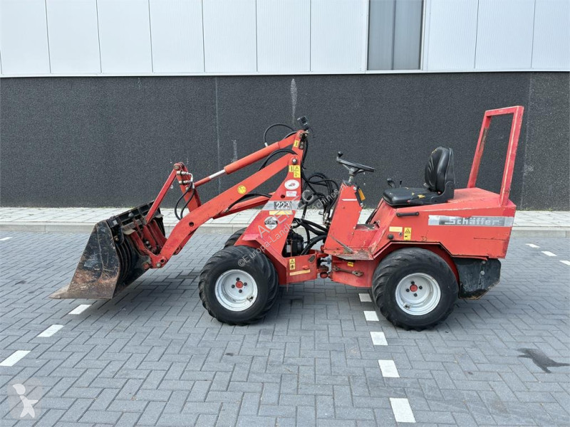 Utrustning  222 kniklader