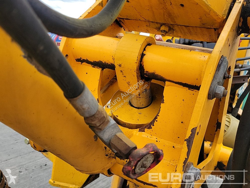 Attrezzature  B528T