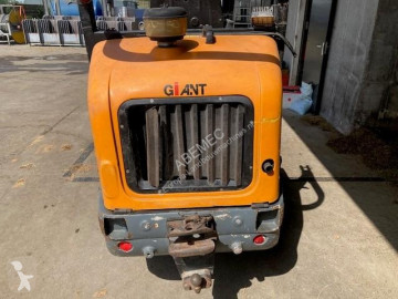 Giant front end bucket