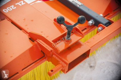 Moderntech Kehrmaschine / Sweeper / Balayeuse / Spazzolatrice / Подметальная машина / Zamiatarka 3 m