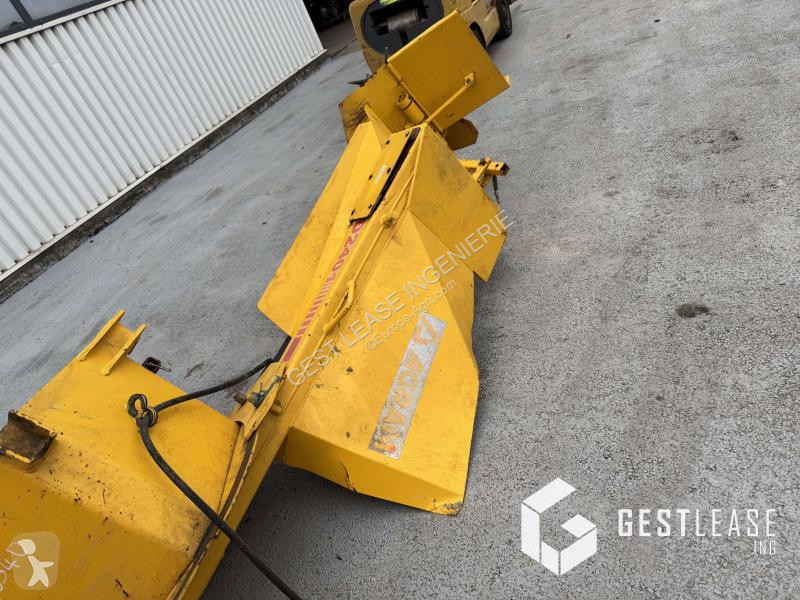 Udstyr   D2401