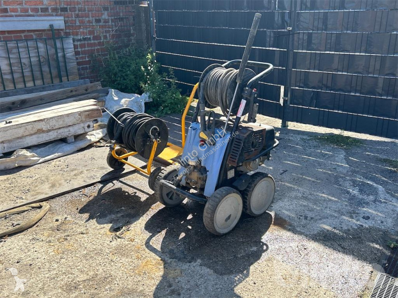 Reinigingsmaterieel   B270T