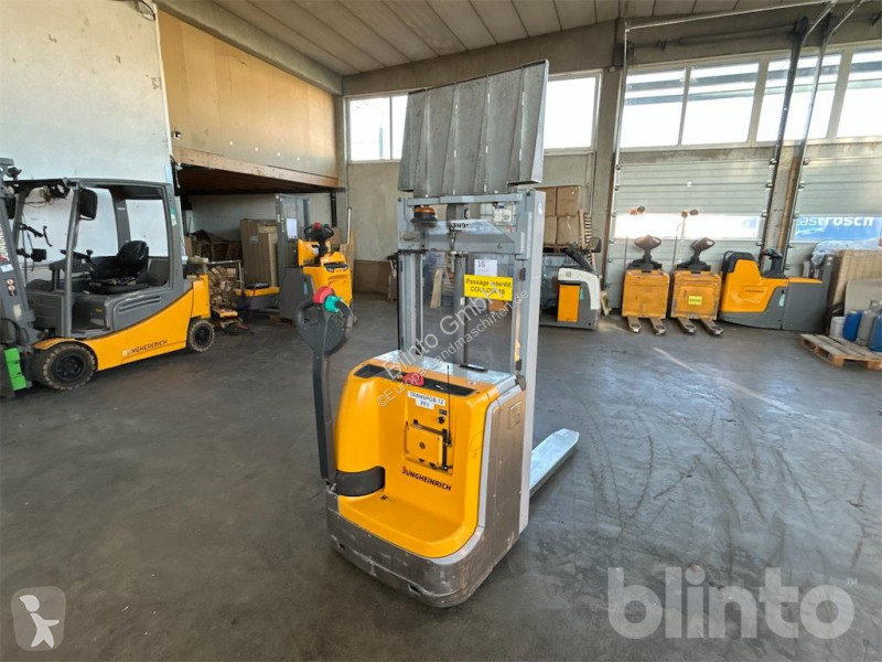 Gerbeur Jungheinrich  EJC112z