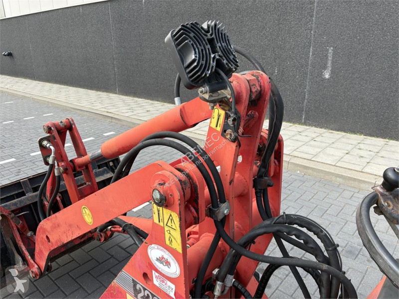 Utrustning  222 kniklader