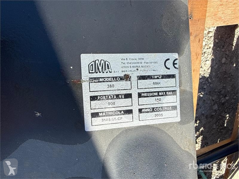 Hulpstukken  Oma 380 Front Loader Attachment