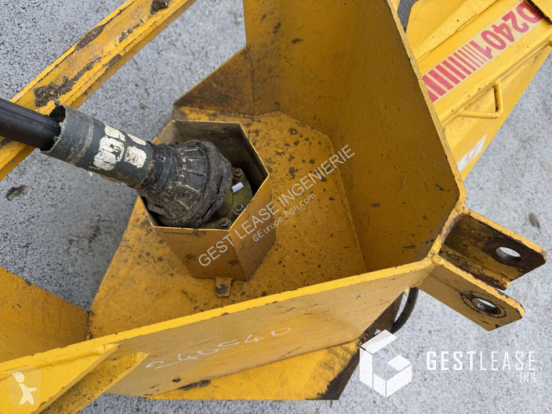 Udstyr   D2401