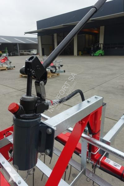 Équipements   AHK 1.45m Att boule Farmflex