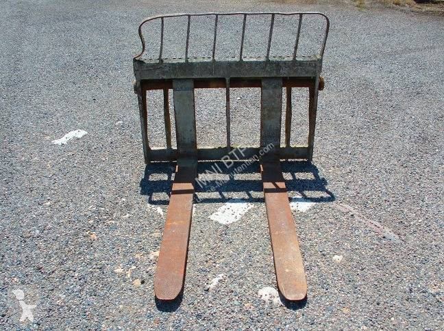 Echipamente pentru manipulare Manitou