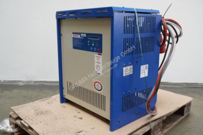 تجهيزات المناولة Hawker Masterline EU D 48V/90A