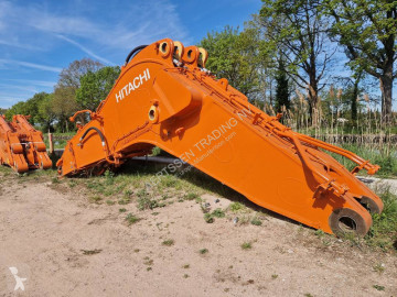 Équipements manutention mât Hitachi neuf