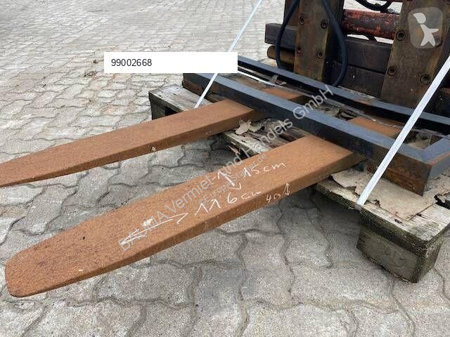Manipulačné príslušenstvo  (2668)...