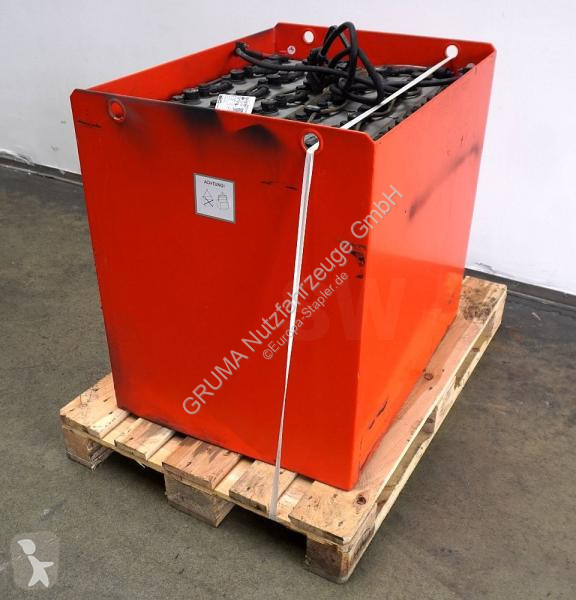 تجهيزات المناولة 48 Volt 5 PzS 700 Ah