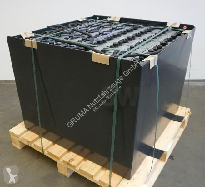تجهيزات المناولة 80 Volt 6 PzS 930 Ah