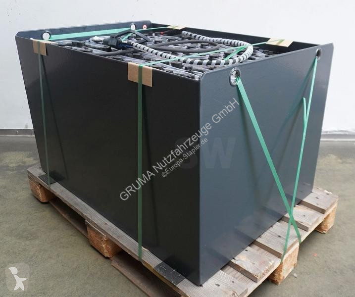 تجهيزات المناولة 80 Volt 4 PzS 500 Ah