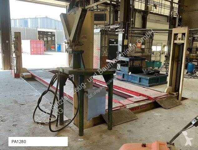 Manipulační vybavení 3750, Arbeitsbühne,...