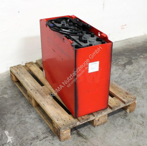 Manipulačné príslušenstvo   24 Volt 4 PzV 400 Ah