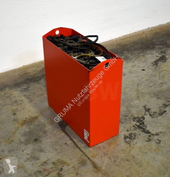 Manipulačné príslušenstvo   24 Volt 3 PzB 225 Ah