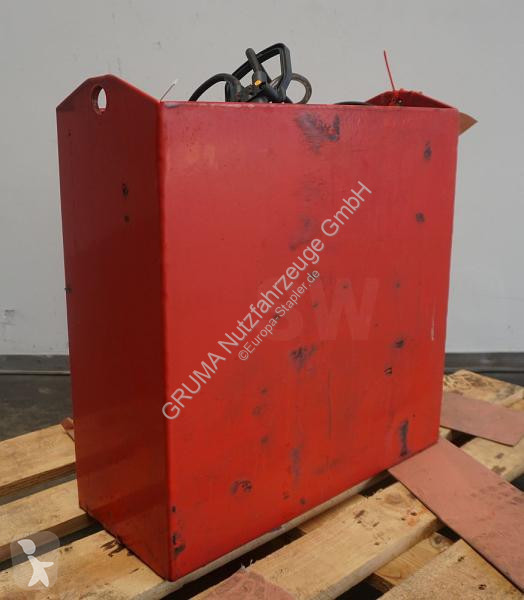 تجهيزات المناولة Hawker  24 Volt 3 PzB 225 Ah