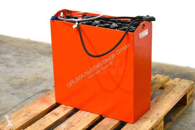 Manipulačné príslušenstvo   24 Volt 3 PzB 225 Ah