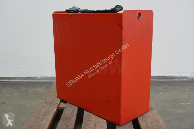 Manipulačné príslušenstvo   24 Volt 3 PzS 375 Ah