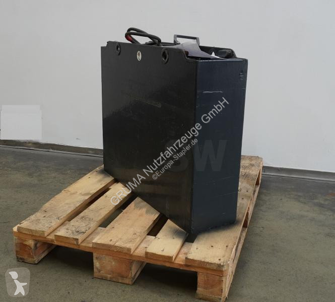 Manipulačné príslušenstvo   24 Volt 3 PzS 375 Ah
