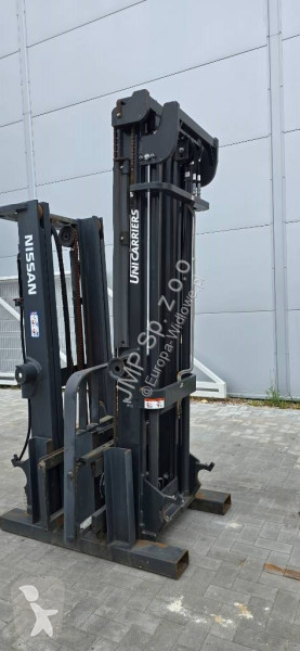 Подемно-транспортно оборудване  DX 15