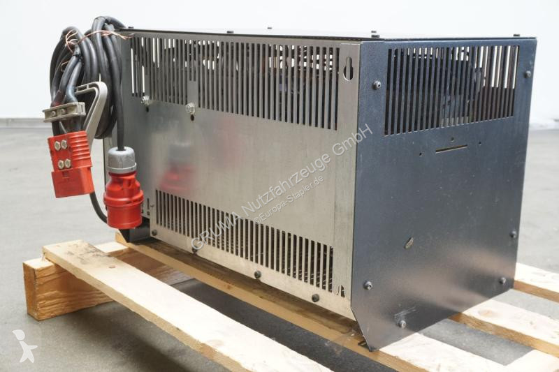 تجهيزات المناولة Still  D 24V/ 90A ecotron XM