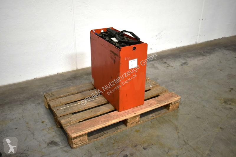 Manipulačné príslušenstvo   24 Volt 3 PzS 375 Ah