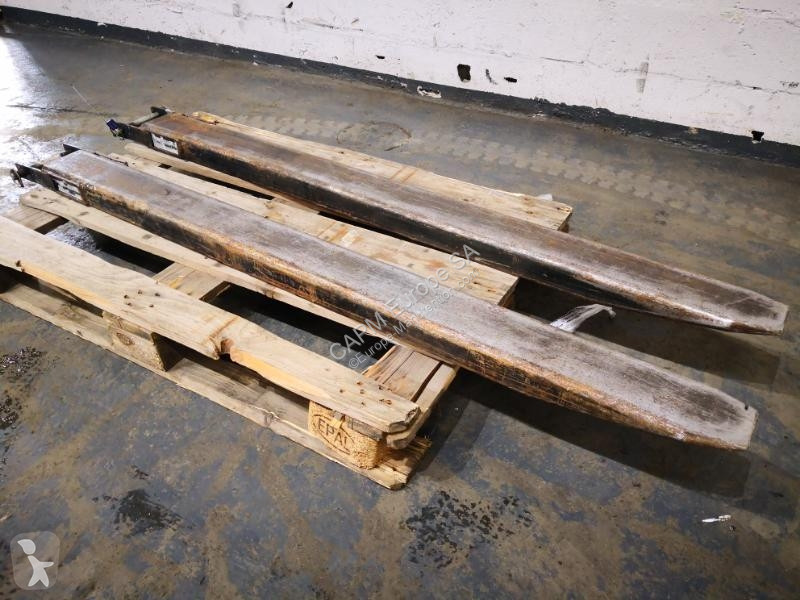 Magazijnmachines CAM 781