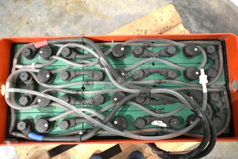 Anyagmozgató berendezések   24 Volt 3 PzS 375 Ah