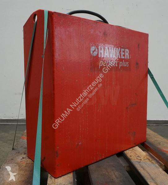 Magazijnmachines Hawker  24 Volt 3 PzB 225 Ah