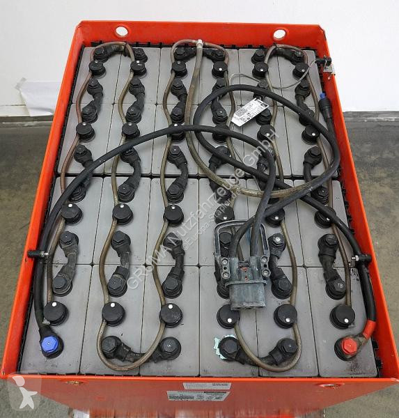 تجهيزات المناولة 48 Volt 5 PzS 775 Ah