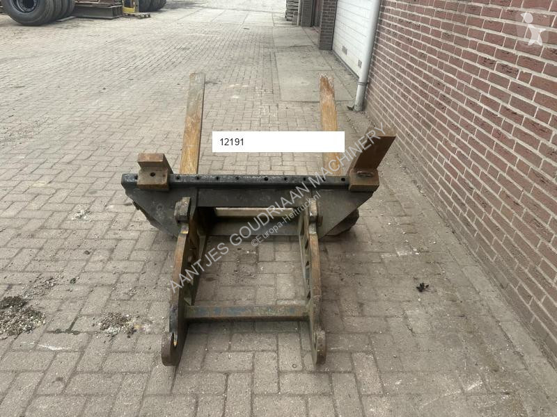 Echipamente pentru manipulare  Fourche à palettes