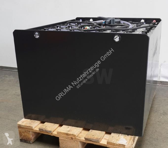 تجهيزات المناولة 80 Volt 5 PzS 625 Ah